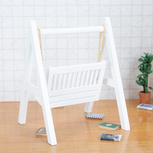 Muebles de casa de muñecas de plástico en miniatura 1:12, juguete DIY para muñecas para jugar, accesorios de tiro con escena de columpio - Product Image 5