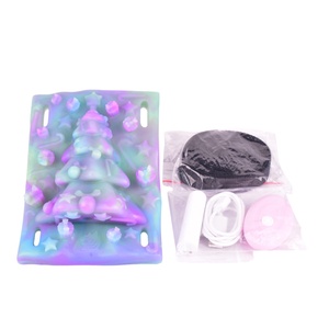 YOCY Vibrador de Silicona con Control Inalámbrico, Estimulador de Preliminares, Masturbador Femenino, Juguete Sexual con Diseño de Árbol de Navidad Luminoso - Product Image 2