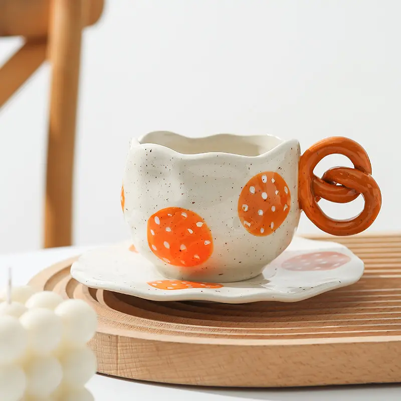 Lusso 300ml unico artigianato tazze da caffè in ceramica e piattino con manico ad arco Pinch tazze in ceramica Set per tazza da tè