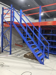 <span class=keywords><strong>Platform</strong></span> loteng tugas berat <span class=keywords><strong>Racking</strong></span> i-beam Mezzanine rak tugas berat kustom <span class=keywords><strong>Platform</strong></span> struktur baja gudang - Product Image 5
