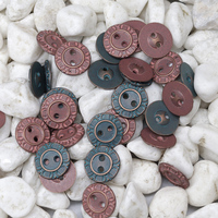 Kancing jahit cat semprot Zinc Alloy, 0.5 inci Vintage biru dan bata merah bulat timbul 2 lubang kancing logam