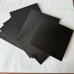 Fabricant chinois de plaques en fibre de carbone noire, feuille de 3 mm, 4 mm, 5 mm, 8 mm, plaque d'immatriculation en fibre de carbone - Product Image 3