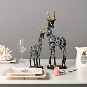 ไม้แกะสลักรูปละมั่งยีราฟสไตล์แอฟริกันเครื่องประดับบ้านทำจากเรซินและศิลปะตกแต่งห้องดีไซน์อาร์ตเดคโค - Product Image 4