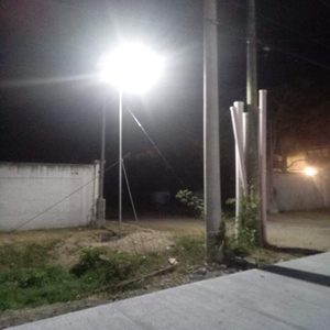 Lampadaire solaire IP67 personnalisé OEM 30W-100W pour projets routiers ruraux - Product Image 3