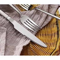 Ensemble de couverts 4 pièces en acier inoxydable 304 Vaisselle occidentale classique Mariages Restaurants Vaisselle durable avec couteau