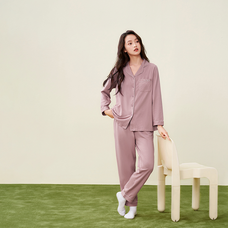 Light gray-purple