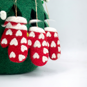 Adornos de Fieltro y Lana Rojos Hechos a Mano para Colgar en el Árbol de Navidad, Decoración Acogedora para el Hogar en Invierno, Decoración Navideña Infantil - Product Image 1