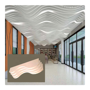 Pannelli per Controsoffitto in Alluminio 3D Ondulato Effetto Legno per Decorazione Corridoi Esterni Design Controsoffitto a Doghe Metalliche - Product Image 4