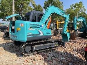 Excavatrices Kobelco SK75SR de 2023 ans au Japon utilisées avec le moteur d'origine 8 tonnes avec composant de moteur central à bas prix inclus - Product Image 2