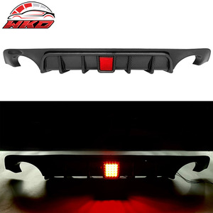 Difusor de Parachoques Trasero con Luz de Freno LED y Diseño de Fibra de Carbono para Infiniti Q50 18-24, Accesorio Exterior de Alta Calidad - Product Image 5