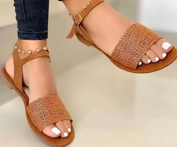 สีน้ำตาล