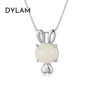 Dylam Elegance Style chinois Design Fine Jewelry S925 Silver Rhodium 18K Gold Plated Tiny Hetian Jade Rabbit Pendant Colliers