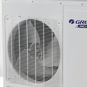 เครื่องปรับอากาศแบบแยกส่วนหลายจุด GMV5 Slim Commercial VRF Outdoor Unit R410A 380-415V สำหรับอาคาร ดีไซน์ภายนอกเพรียวบาง กะทัดรัด แนวตั้ง - Product Image 3
