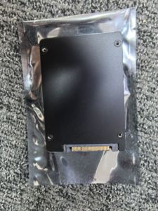 Para PM983 7.68T U2 NVMe MZQLB7T6HMLA-00007, SSD Interno para Servidor Empresarial, Interfaz PCIE GEN3, Velocidad de Lectura/Escritura de 501-600 MB/s - Product Image 2