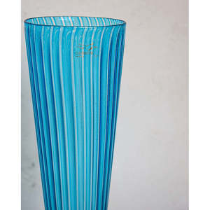Jarrón de Cristal Soplado de Murano Azul Claro, Marca Gabbiani, Diseño Clásico de 0g para Decoración del Hogar y Bodas - Product Image 1