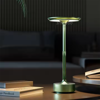 Lampe de bureau LED moderne sans fil à gradation tactile rechargeable pour hôtels Lampe de table à batterie LED au design simple
