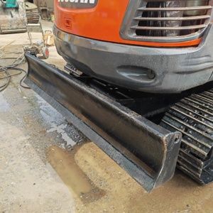 Offre Spéciale : Mini-Excavatrice sur Chenilles d'Occasion Doosan DX60-9C, 6 Tonnes, Compacte, avec Moteur Diesel Stable Doosan D24C - Product Image 2