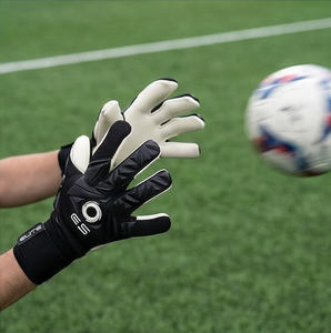 <span class=keywords><strong>Guanti</strong></span> da Portiere Professionali Nuovi con Latex Spesso 4mm e Dita Lisce per Allenamento Calcistico Adulti e Bambini - Product Image 5