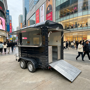 Camion de restauration élégant conçu pour le service rapide, la restauration événementielle et les événements en plein air - Cuisine mobile - Product Image 1