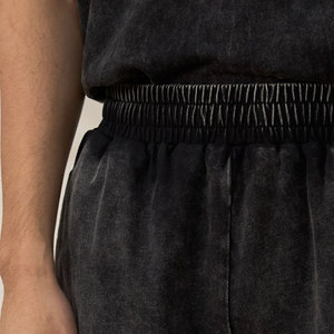 กางเกงขาสั้นผู้ชายสไตล์ใหม่ล่าสุด น้ำหนักเบา เป็นมิตรกับสิ่งแวดล้อม ผ่านกระบวนการฟอกสีแบบแอซิดวอช ผู้ผลิตเสื้อผ้าคุณภาพสูง กางเกงขาสั้นฟอกสีแบบแอซิดวอชสั่งทำได้ - Product Image 5