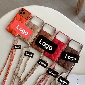 Custodia per <span class=keywords><strong>iPhone</strong></span> 17 <span class=keywords><strong>Pro</strong></span> Max in Materiale PC Elettroplaccato e Pelle PU con Catena a Tracolla e Porta Carte - Product Image 2