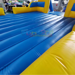 Terrain de football gonflable géant en PVC de qualité commerciale pour fêtes en plein air - Product Image 4