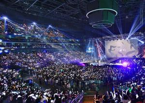 P3.9 pared TV pantalla LED móvil ICN2153 3840hz hotel plaza parque evento transmisión en vivo panel grande de TV LED - Product Image 2