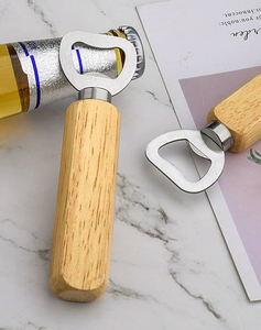 Xinrunjin cadeau de mariage personnalisable manche en bois bière vin et tournevis ouvre-bouteille Logo gravé bambou et bois artisanat - Product Image 5