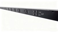 Unidad de Distribución de Energía (PDU) Trifásica con 12 Tomas P34 y Interruptor de Circuito Maestro Hidromagnético para Sala de Datos