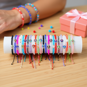 Set Regalo di Gioielli alla Moda: Braccialetti con Perline e Tubolari, 2400 Pezzi in Colori Assortiti - Product Image 3