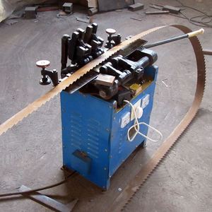 Machine à jointurer les lames de scie à ruban, équipement industriel en parfait état, prix compétitif, tension 220V - Product Image 3