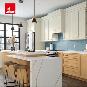 Gabinete de Cocina Alland con Puerta Estilo Shaker en Acabado Glaseado Color Ember <span class=keywords><strong>y</strong></span> Teñido Color Maple Rye, con Encimera de Piedra de Dos Niveles - Product Image 1