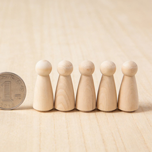 Набор деревянных фигурок-гномов из неокрашенной березы для рукоделия и декора рабочего стола - Product Image 3