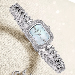 Reloj de Cuarzo para Mujer Mark Fairwhale FW-3010, Diseño Rectangular de Lujo, Correa de Acero Inoxidable con Cristales, Regalo Creativo Informal - Product Image 3