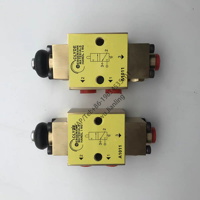 CLYDE Limit Switch A1011 A2033 - Reliable Mechanical Control