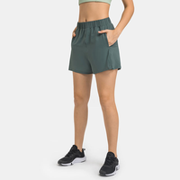 Shorts plissés pour femme, coupe droite, légers et respirants, avec grandes poches latérales, idéaux pour l'été et le jogging décontracté