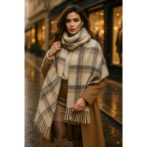 Bufanda/Chal de Poliéster a Cuadros Beige para Mujer SAL1297 Diseño de Estampado Étnico Servicio de Logotipo Personalizable - Product Image 4