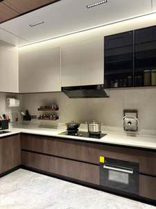 Ensemble d'armoires de cuisine sur mesure en blanc brillant, fonction de rangement des armoires noires, meubles de cuisine chinois en bois - Product Image 6