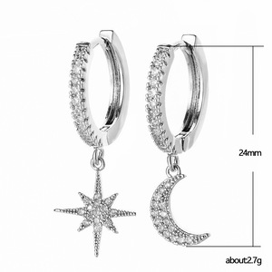 Orecchini a Stella a Otto Punte con Cristalli Lunari per Donne, Accessori Eleganti e Celesti per Uso Quotidiano - Product Image 5