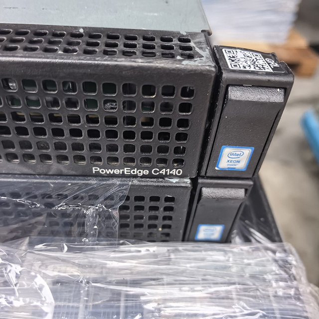 Dells Poweredge C4140 Support V100 16GB 32GB Smx2 4 GPU Server