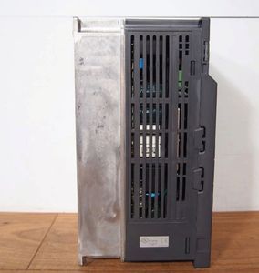 เครื่องแปลงความถี่ FR-F740P-220K FR-F740P-22K FR-F740P-250K FR-F740P-280K FR-F740P-3.7K FR-F740P-30K FR-F740P-37K FR-F740P-220K - Product Image 6