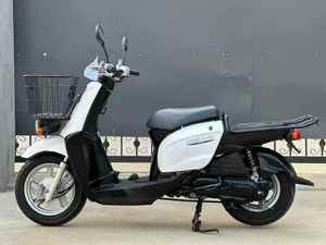 <span class=keywords><strong>Scooter</strong></span> sport <span class=keywords><strong>vintage</strong></span> <span class=keywords><strong>Yamaha</strong></span> GEAR50 japonais, moteur à quatre temps EFI, refroidissement par eau, trois soupapes, 50-100CC, 61-80km/h - Product Image 1