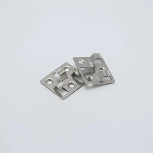 Clips de terrasse en acier inoxydable pour plancher en Wpc estampage de métal personnalisé pour panneau mural intérieur de plancher - Product Image 5