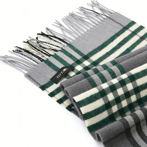 Sciarpa Classica TAIFU in Lana d'Agnello Intrecciata, Calda e Adatta per l'Autunno, con Frange, Ideale per Passeggiate nella Natura - Product Image 2