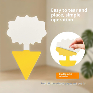 กาวดักแมลงวันสีเหลืองเข้ม แข็งแรง ทนทาน ทำจากพลาสติก ใช้กำจัดแมลงในบ้าน แมลงวันผลไม้ มด สำหรับระเบียงและต้นไม้ - Product Image 5