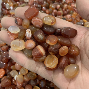 <span class=keywords><strong>Pietra</strong></span> burattata corniola di ghiaia di <span class=keywords><strong>cristallo</strong></span> di agata rossa naturale all'ingrosso all'ingrosso per la decorazione - Product Image 5