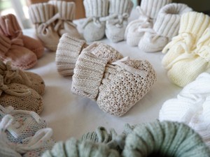 Chaussures d'anniversaire pour tout-petits filles bébé <span class=keywords><strong>chaussons</strong></span> chaussette chaussures tricot à la main Crochet garçon et fille chaussures confortables pour 0 à 12 <span class=keywords><strong>mois</strong></span> - Product Image 5