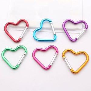 Porte-clés mousqueton en aluminium en forme de cœur, imprimé au laser, pour camping, randonnée, support de bouteille d'eau, promotion cadeau - Product Image 1