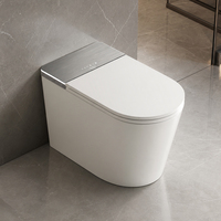 Toilette intelligente allongée à ouverture automatique moderne, corps en céramique, chasse d'eau électrique, séchage à l'air, montage au sol, sanitaire intelligent pour salle de bain