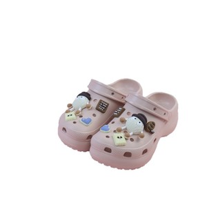 Sabots compensés pour femmes, couleur kaki, semelle épaisse antidérapante, sandales d'été avec breloques, tailles 35-40, moulage par injection - Product Image 5